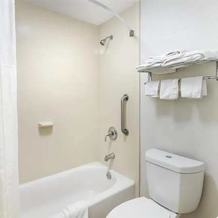 Best Western Central Inn Savannah Esterno foto